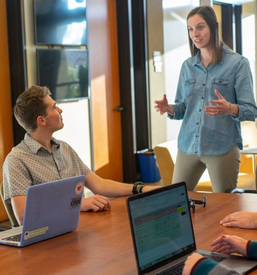 action 1 experts intégrés