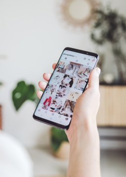 georgia de lotz rncny1536xs unsplash 1